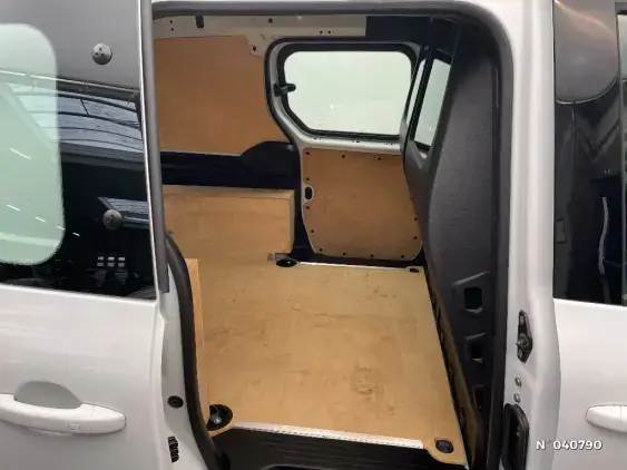 RENAULT KANGOO III - voiture d'occasion - Photo 11