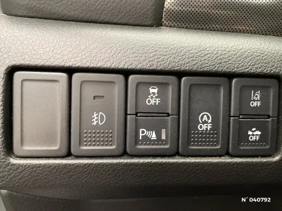 SUZUKI VITARA IV - voiture d'occasion - Photo 15