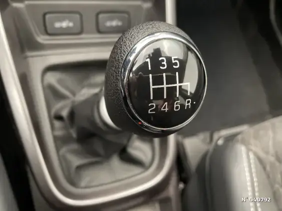 SUZUKI VITARA IV - voiture d'occasion - Photo 26