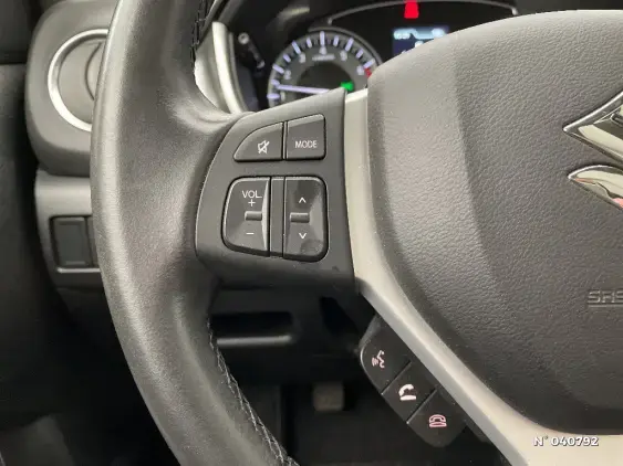 SUZUKI VITARA IV - voiture d'occasion - Photo 28