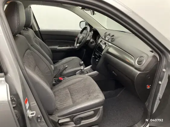 SUZUKI VITARA IV - voiture d'occasion - Photo 10