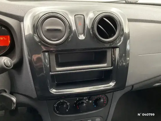 DACIA SANDERO II - voiture d'occasion - Photo 13