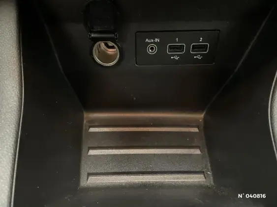 RENAULT CLIO V - voiture d'occasion - Photo 23