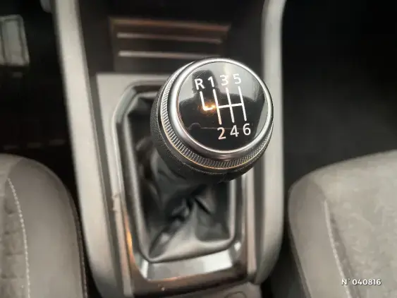 RENAULT CLIO V - voiture d'occasion - Photo 24