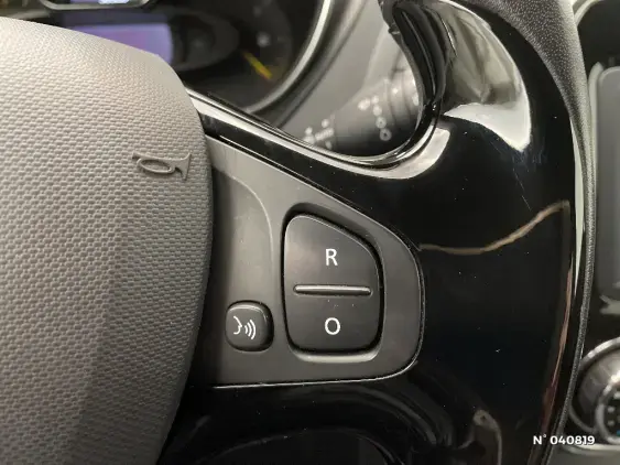 RENAULT CAPTUR - voiture d'occasion - Photo 29