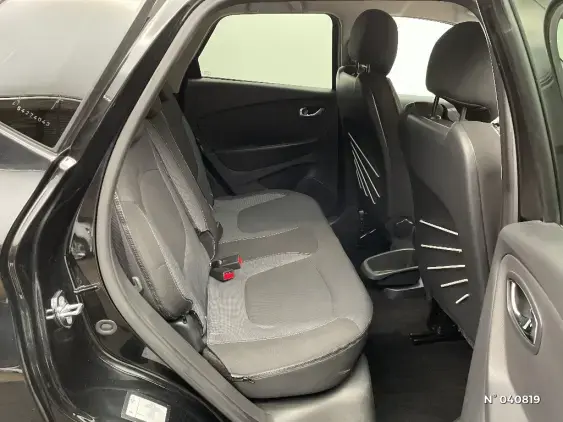 RENAULT CAPTUR - voiture d'occasion - Photo 11