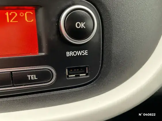 RENAULT TWINGO ELECTRIQUE III - voiture d'occasion - Photo 23