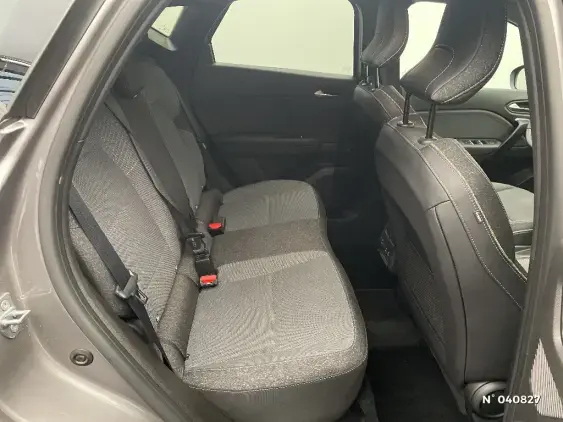 RENAULT CAPTUR II - voiture d'occasion - Photo 11