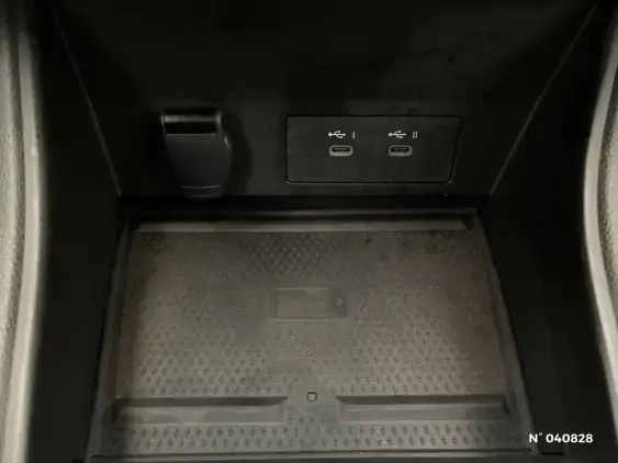 RENAULT CAPTUR II - voiture d'occasion - Photo 24