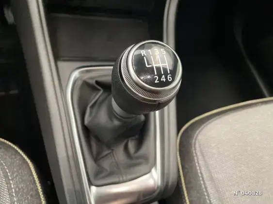 RENAULT CAPTUR II - voiture d'occasion - Photo 25