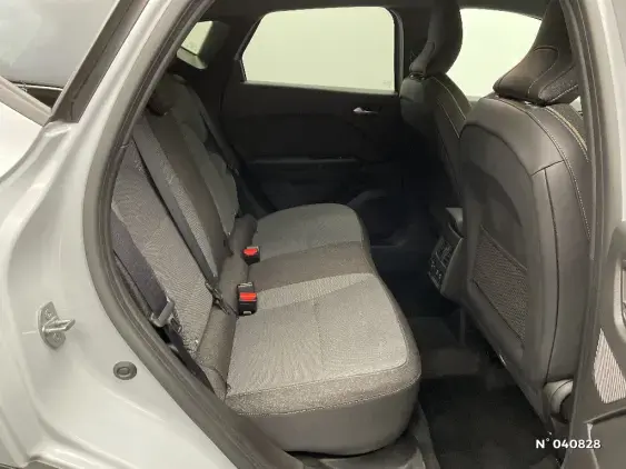 RENAULT CAPTUR II - voiture d'occasion - Photo 11