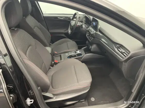 FORD FOCUS IV - voiture d'occasion - Photo 10