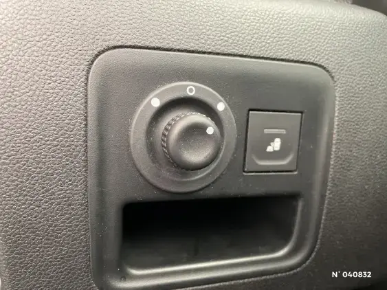 DACIA DUSTER II - voiture d'occasion - Photo 15