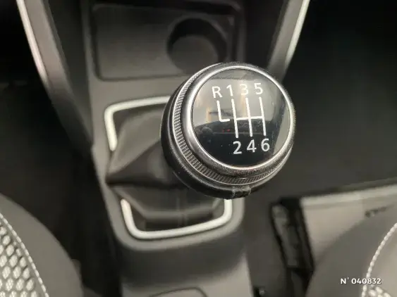 DACIA DUSTER II - voiture d'occasion - Photo 28