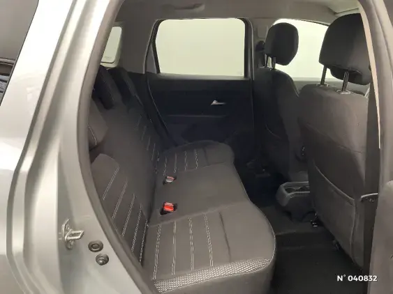 DACIA DUSTER II - voiture d'occasion - Photo 11
