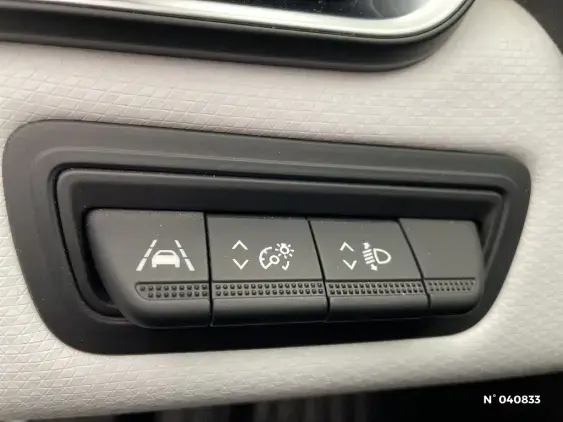 RENAULT CLIO V - voiture d'occasion - Photo 15