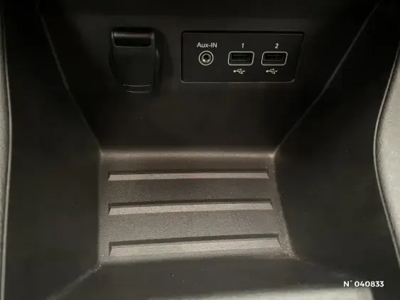 RENAULT CLIO V - voiture d'occasion - Photo 24