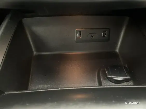 RENAULT KADJAR - voiture d'occasion - Photo 24