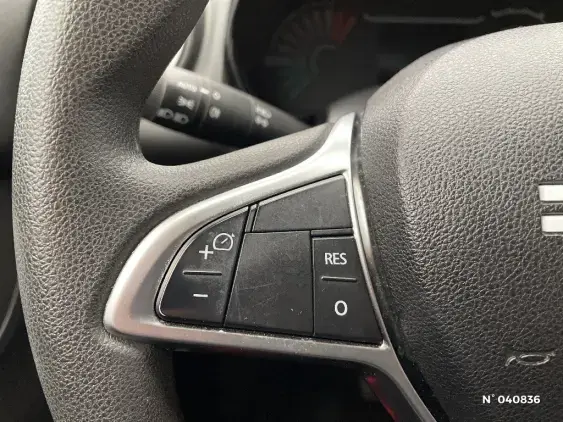DACIA SPRING - voiture d'occasion - Photo 27