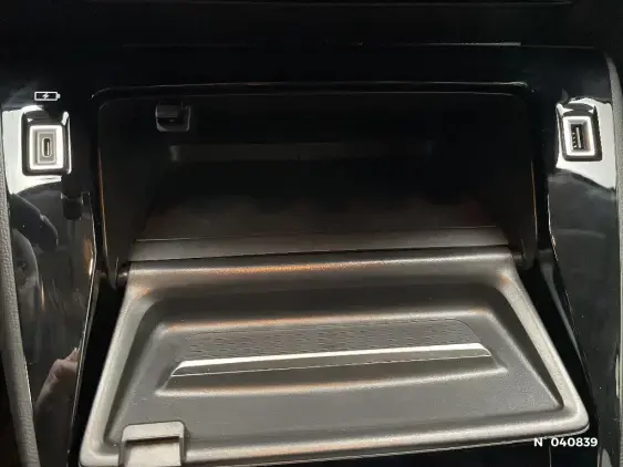 PEUGEOT 208 BUSINESS R II - voiture d'occasion - Photo 24