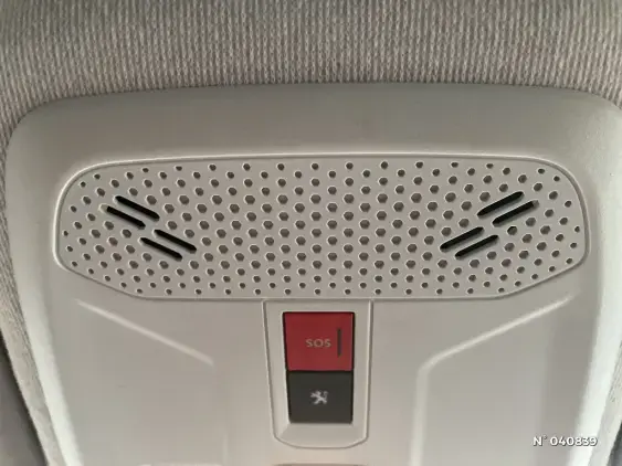 PEUGEOT 208 BUSINESS R II - voiture d'occasion - Photo 31