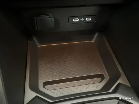 DACIA DUSTER III - voiture d'occasion - Photo 24