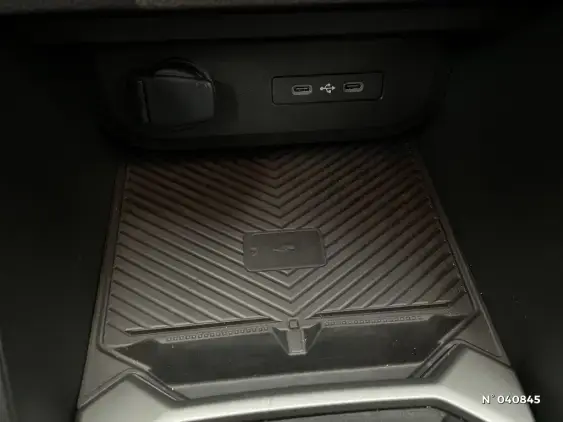 DACIA DUSTER III - voiture d'occasion - Photo 24