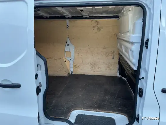 RENAULT TRAFIC FG III - voiture d'occasion - Photo 10