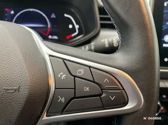 RENAULT CLIO V - voiture d'occasion - Photo 28