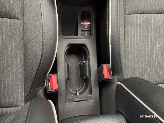 RENAULT CLIO V - voiture d'occasion - Photo 26