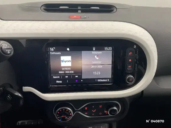 RENAULT TWINGO ELECTRIQUE III - voiture d'occasion - Photo 13