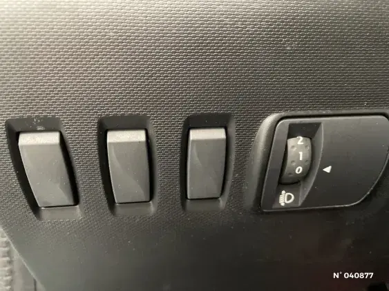 RENAULT TWINGO III - voiture d'occasion - Photo 14