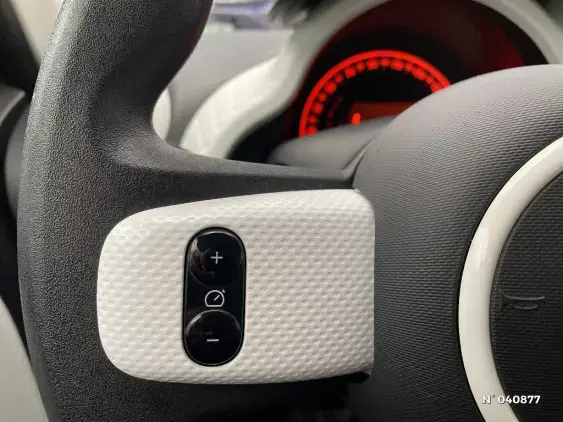 RENAULT TWINGO III - voiture d'occasion - Photo 27