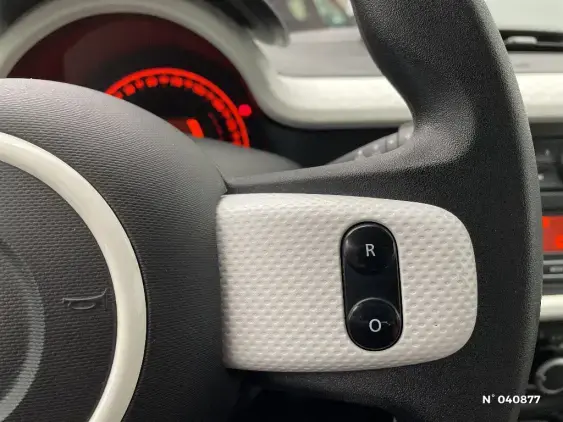 RENAULT TWINGO III - voiture d'occasion - Photo 28