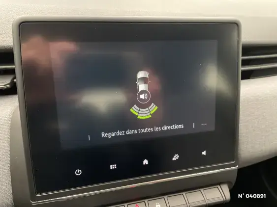 RENAULT CLIO V - voiture d'occasion - Photo 14