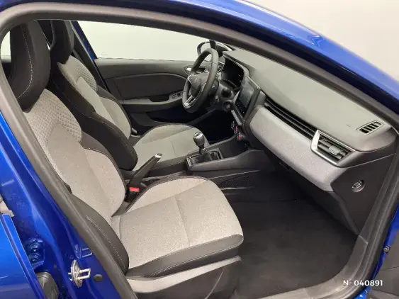 RENAULT CLIO V - voiture d'occasion - Photo 10