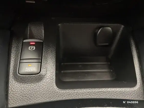 NISSAN QASHQAI II - voiture d'occasion - Photo 24