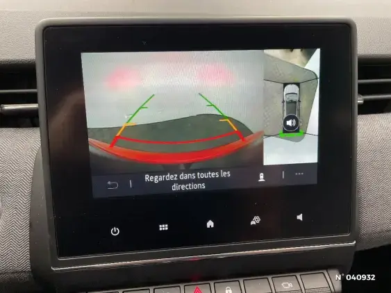 RENAULT CLIO V - voiture d'occasion - Photo 14