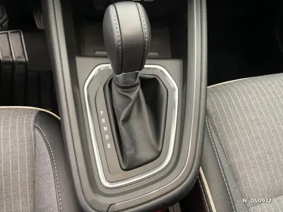 RENAULT CLIO V - voiture d'occasion - Photo 25