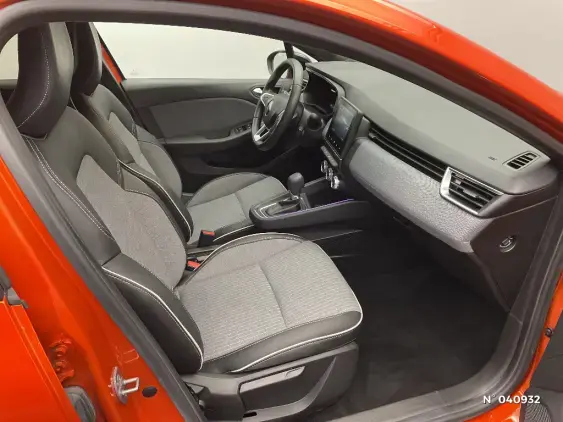 RENAULT CLIO V - voiture d'occasion - Photo 10