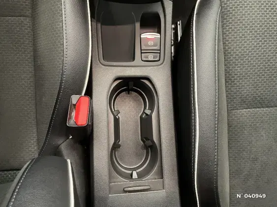 RENAULT CLIO V - voiture d'occasion - Photo 26