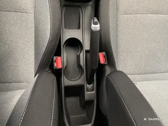 RENAULT CLIO V - voiture d'occasion - Photo 26