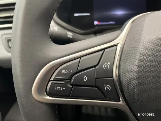 RENAULT CLIO V - voiture d'occasion - Photo 27