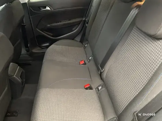 PEUGEOT 308 II - voiture d'occasion - Photo 11
