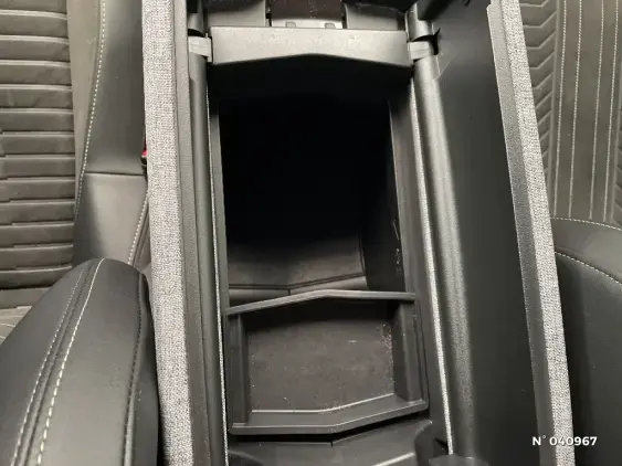 PEUGEOT 3008 III - voiture d'occasion - Photo 28