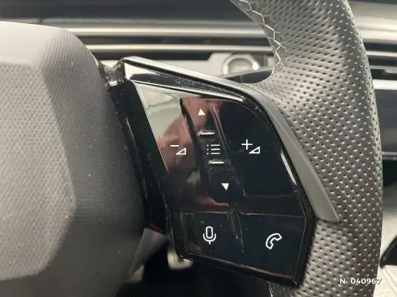 PEUGEOT 3008 III - voiture d'occasion - Photo 30