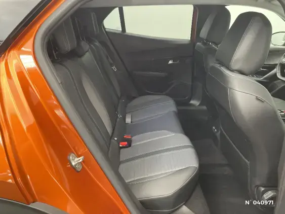 PEUGEOT 2008 II - voiture d'occasion - Photo 11