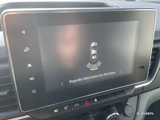 RENAULT TRAFIC FG III - voiture d'occasion - Photo 13