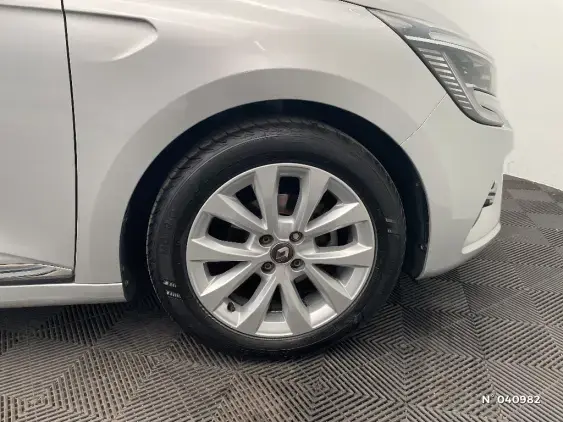 RENAULT CLIO V - voiture d'occasion - Photo 8