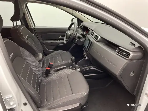 DACIA DUSTER III - voiture d'occasion - Photo 10